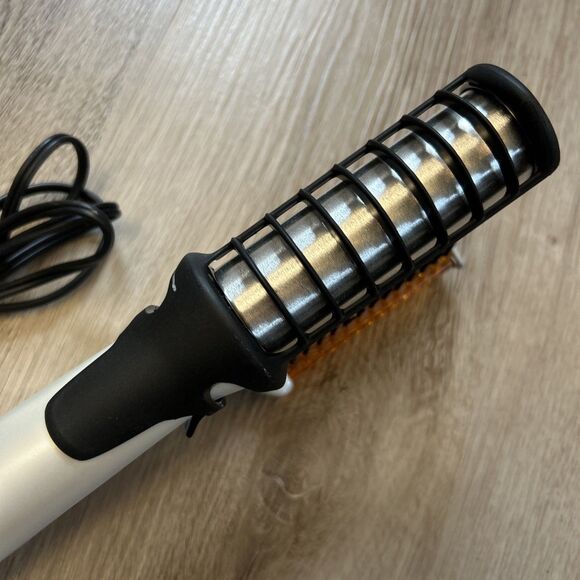 InStyler Wet 2 Dry Rotating Curling Iron 1.25" White Orange Heat Guard IS1001.1 - Picture 3 of 9